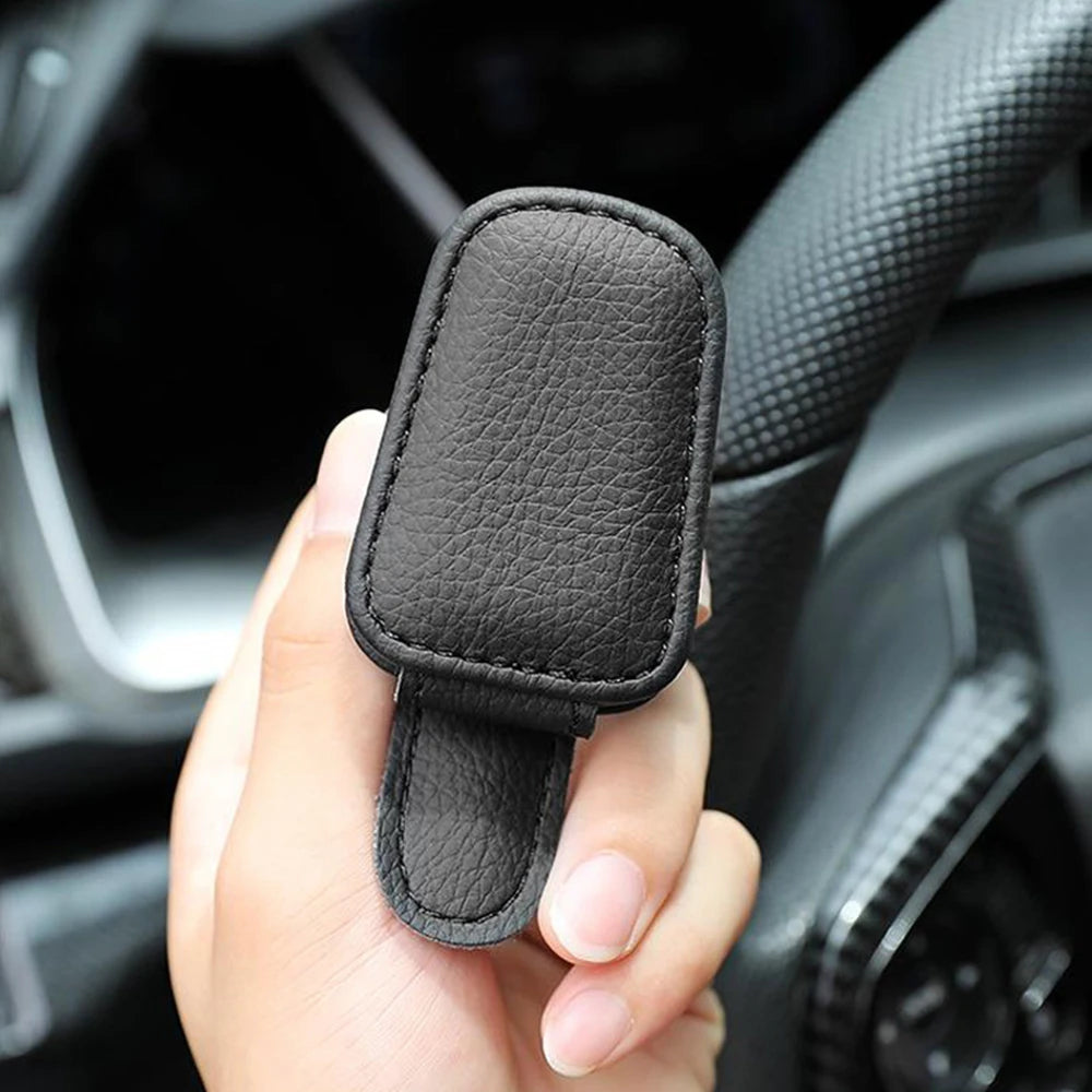 Car Sun Visor Eyeglasses Holder – Universal Sunglasses Clip for Auto Organizer