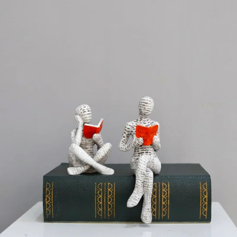 Abstract Woman Thinker Statue – Paper Pulp Art for Modern Home Decor