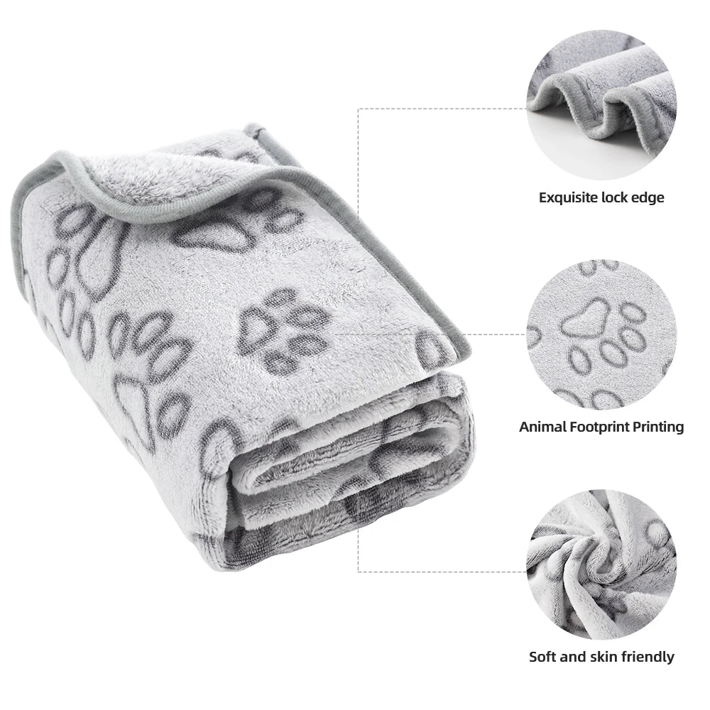 Plush Dog Paw Print Blanket – Soft Flannel Pet Mat for Dogs and Cats