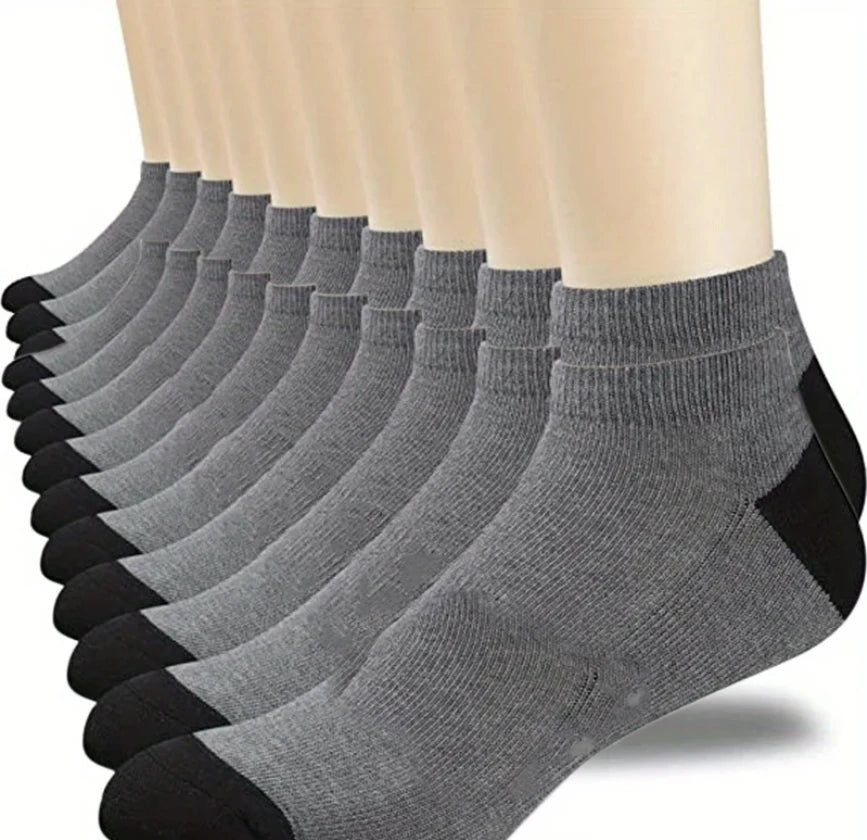 Cotton Mid-calf Socks – Solid Colour Daily Wear for Men