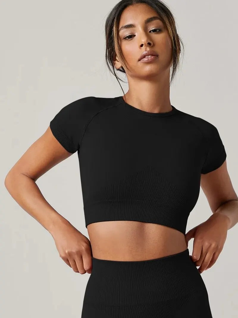 Seamless Short Sleeve Yoga Top – Breathable Fitness Shirt for Gym Running