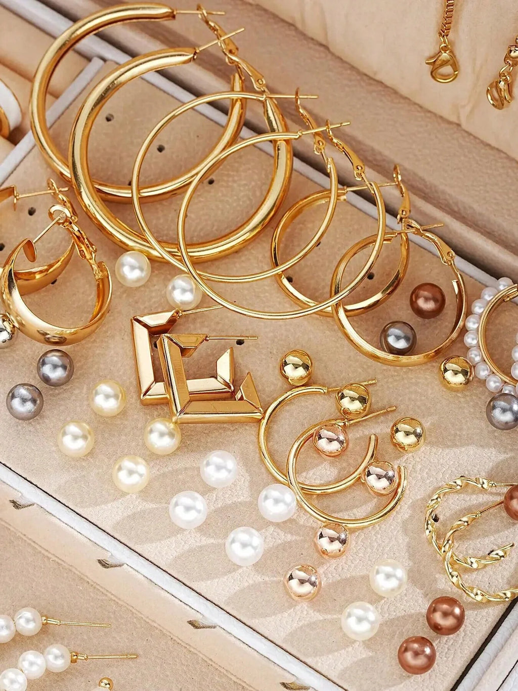 Faux Pearl Jewelry Set – Elegant Multi-Layered Necklace for Women