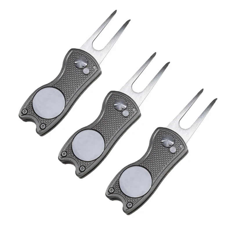 Foldable Golf Divot Tool – Groove Cleaner for Putting Green Training