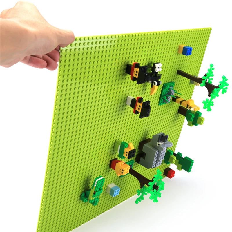 Building Block Base Plates – Modular Chassis Boards for Creative Construction