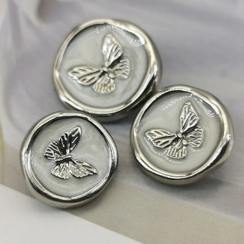 Metal Butterfly Buttons – 18mm and 23mm Enamel Sewing Fasteners for Jackets
