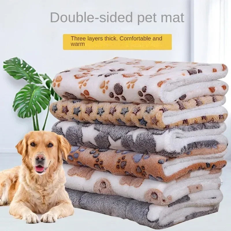 Double-Sided Plush Pet Mat – Warm Sleeping Bed for Cats and Small Dogs
