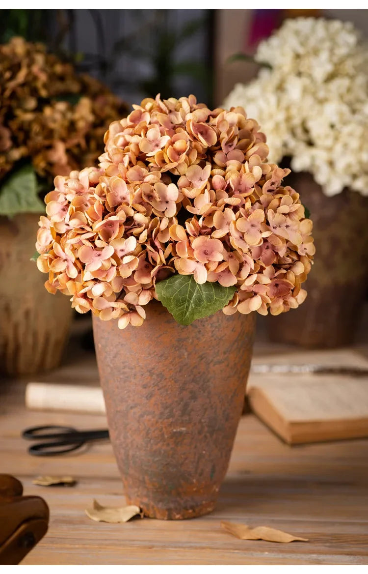 Artificial Silk Hydrangea – Realistic Flower Stem for Wedding Decor