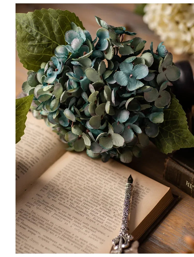Artificial Silk Hydrangea – Realistic Flower Stem for Wedding Decor