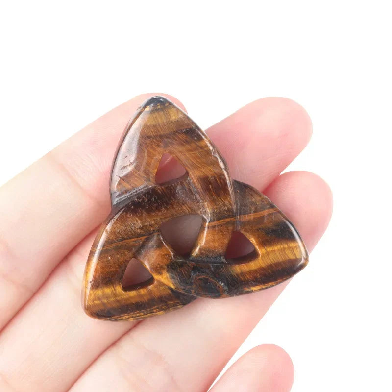 Celtic Knot Crystal Ornament – Amethyst Stone Decor for Reiki Healing