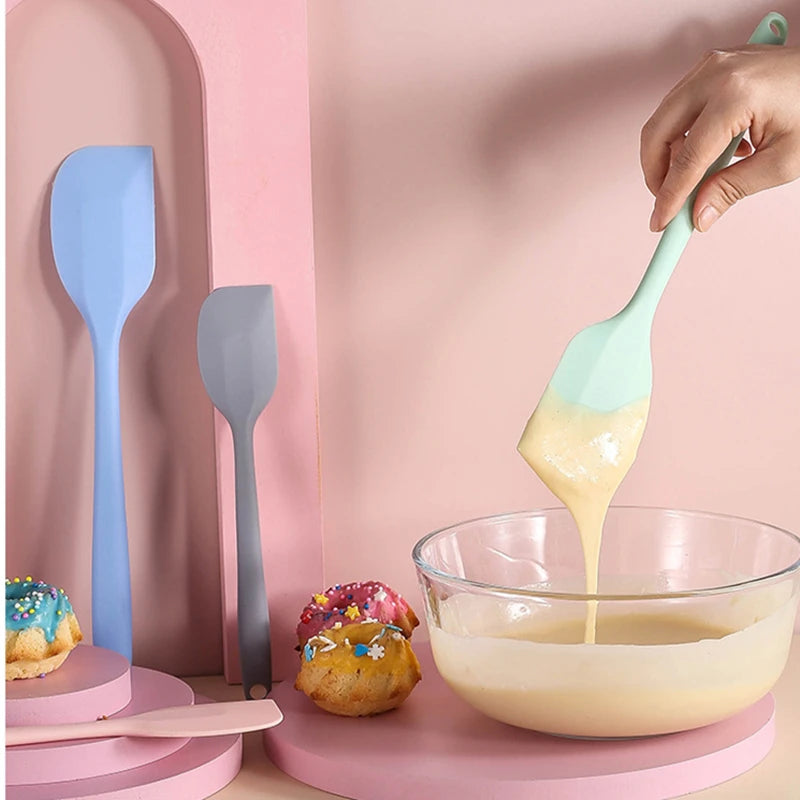 Silicone Baking Spatula – Non-stick Kitchen Tool for Cake Pastry Cooking