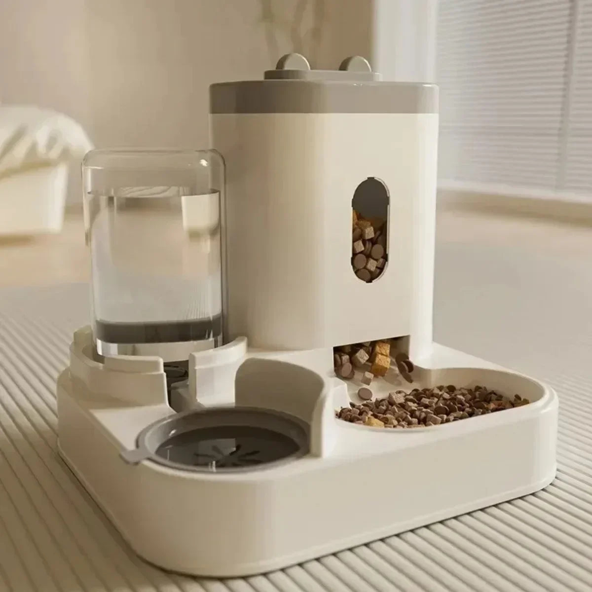 Automatic Pet Feeder – Large Capacity Water Fountain for Dogs and Cats