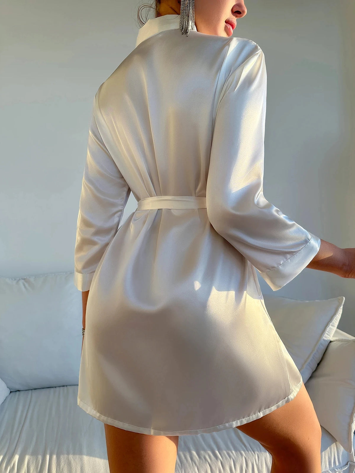 Satin Long Sleeve V-Neck Robe – Women's Silk-Feel Sleepwear Loungewear