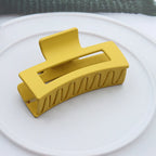 Large Plastic Hair Claw – Korean Fashion Clip for Women Styling