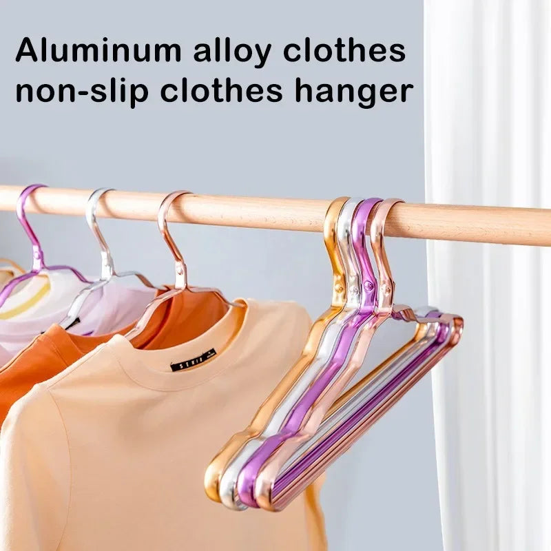 Aluminum Clothes Hangers – Anti-slip Metal Rack for Wardrobe Organization