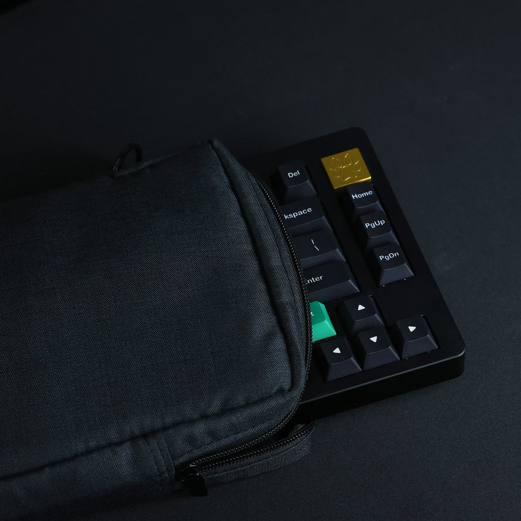Waterproof Mechanical Keyboard Case – Thickened Protective Bag for Travel