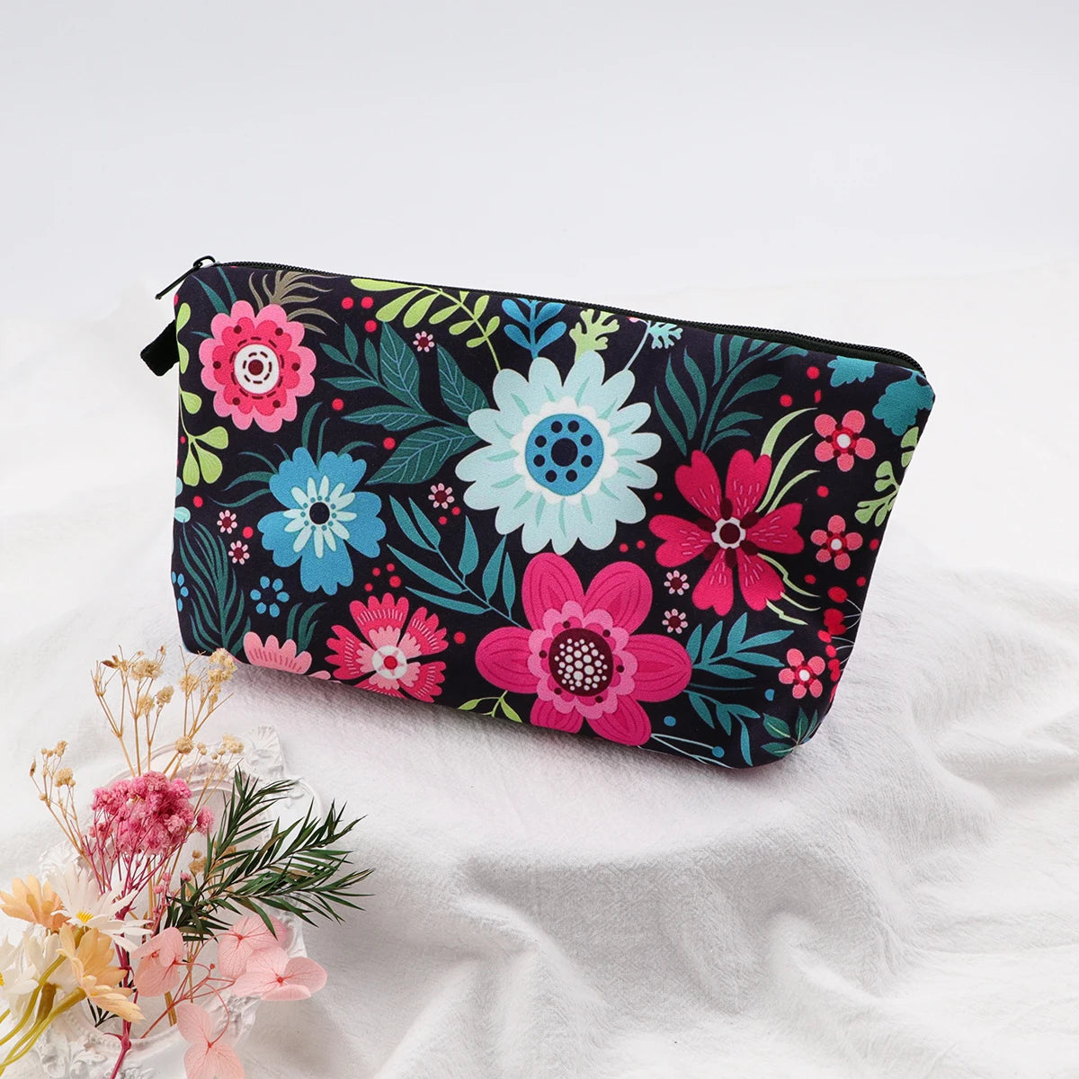 Floral Zipper Makeup Bag – Portable Travel Cosmetic Organizer for Women