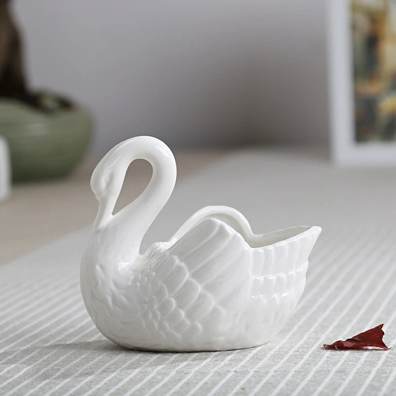 Swan Shaped Ceramic Pot – Multi-function Decor for Jewelry and Candy