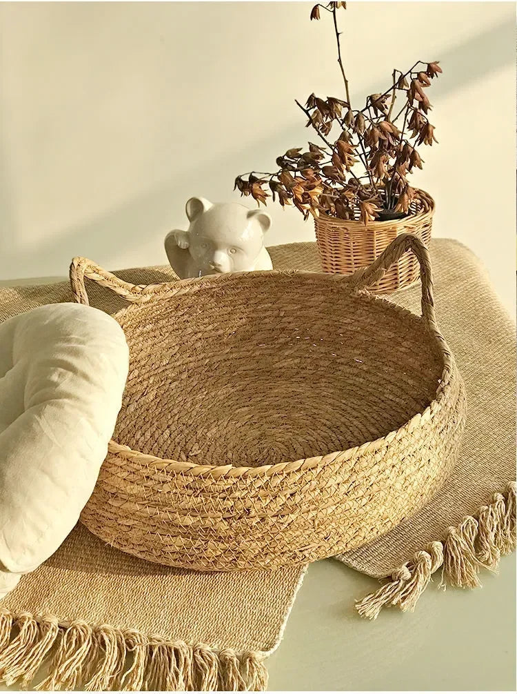 Handmade Woven Vine Cat Bed – Washable Seasonal Pet Nest for Winter Comfort