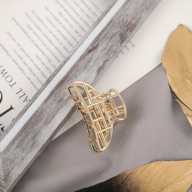 Gold Metal Heart Hair Claw Clips – Non Slip Geometric Barrettes for Daily Wear