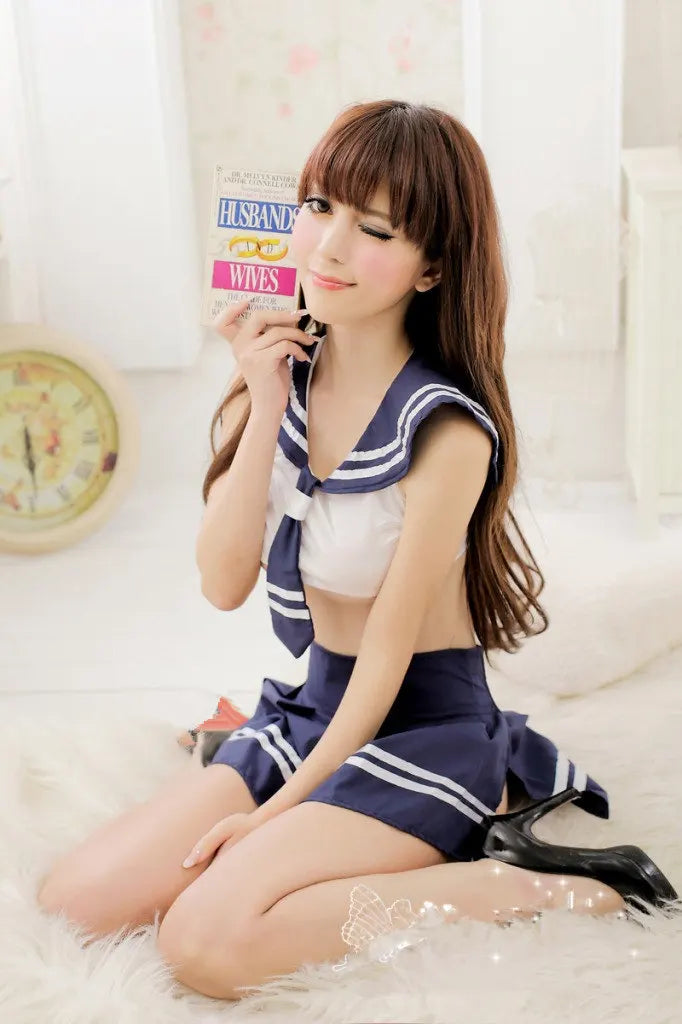 Schoolgirl Uniform Costume – Pleated Skirt and Stockings for Cosplay Party