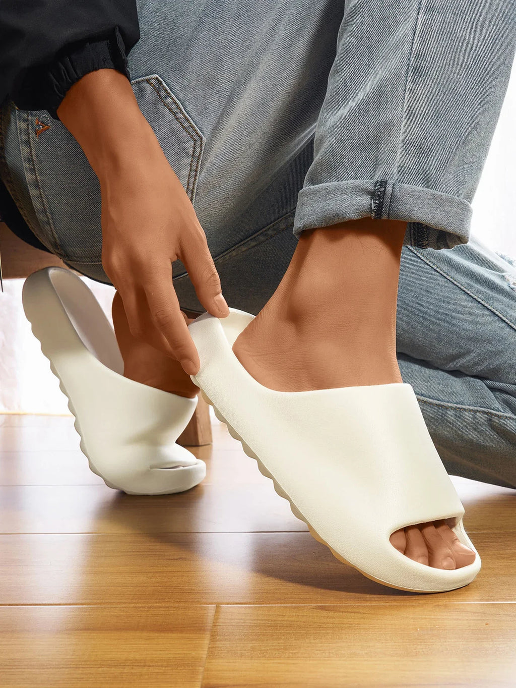 Lightweight EVA Sandals – Unisex Non-Slip Slippers for Beach and Outdoor
