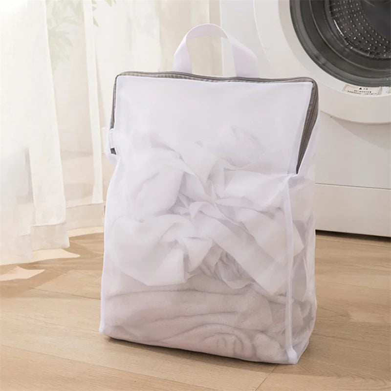 Mesh Zipped Laundry Bag – Anti-Deformation Polyester Net for Washing Machines