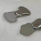 Heart Shape Rotating Mirror – Portable Cosmetic Vanity Tool for Students