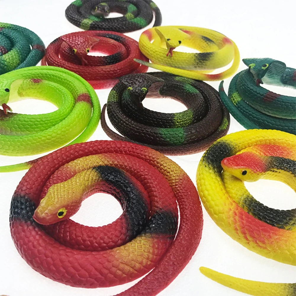 Soft Rubber Simulation Snake – 68cm Realistic Toy for Halloween Pranks