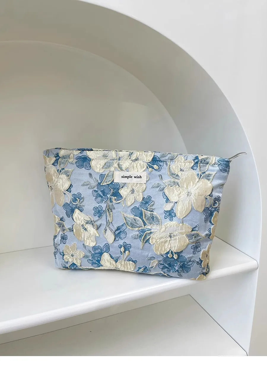 Floral Print Cosmetic Bag – Zippered Makeup Pouch for Travel Essentials