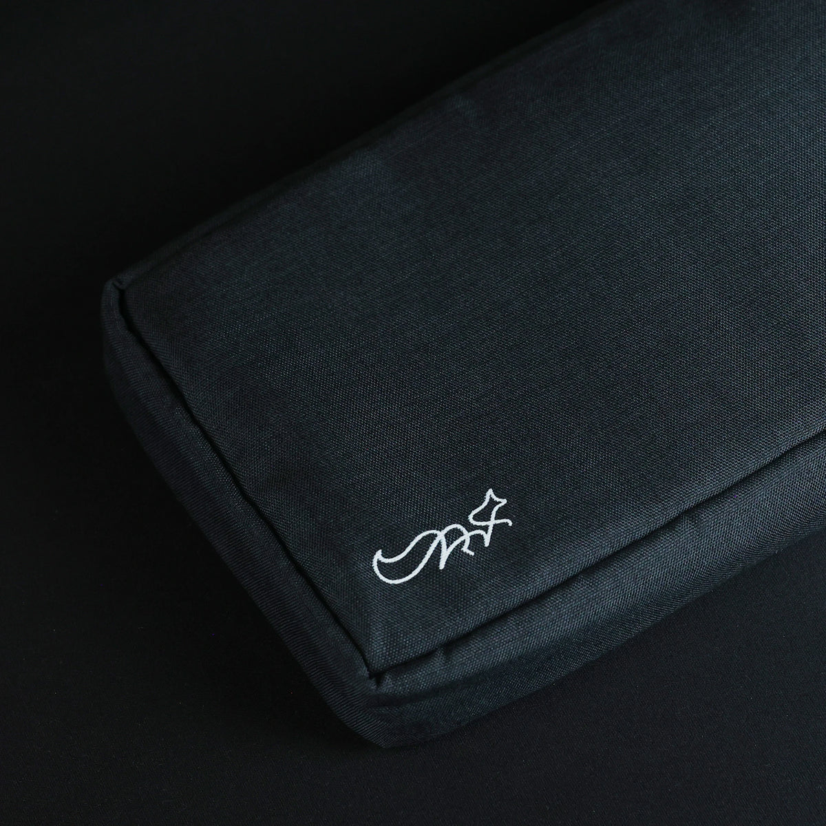 Waterproof Mechanical Keyboard Case – Thickened Protective Bag for Travel