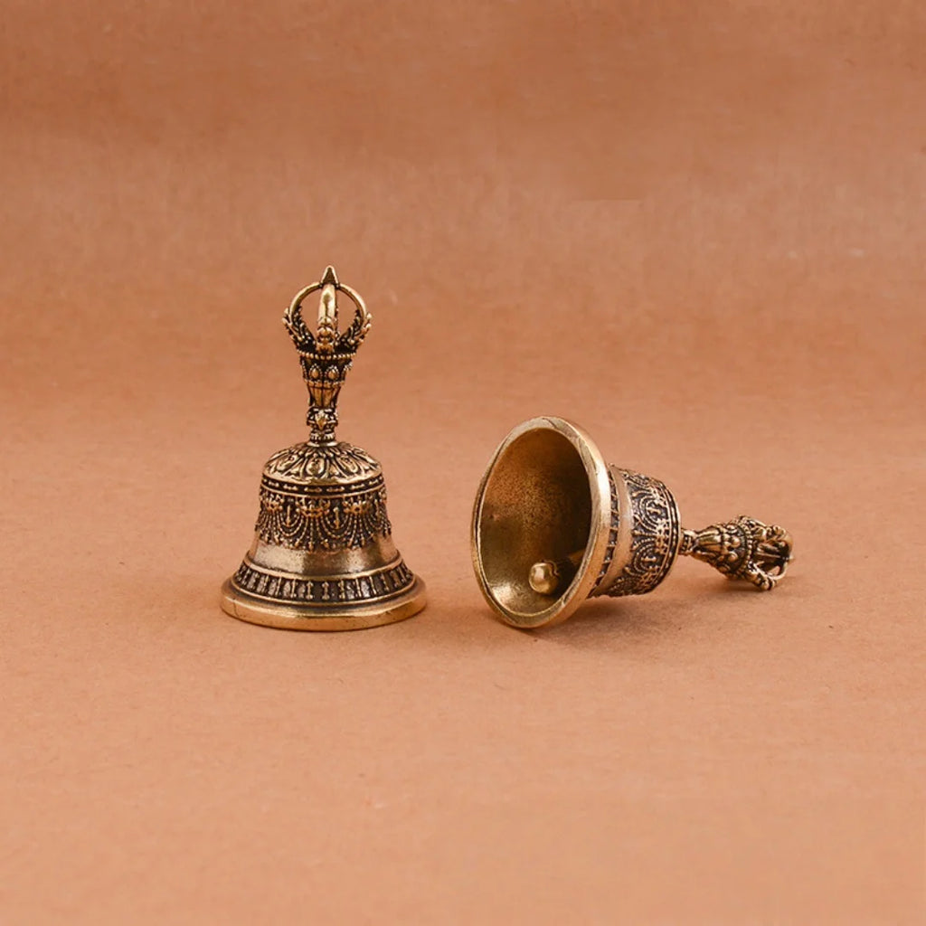 Antique Bronze Bell Pendant – Small Copper Craft for Jewelry Decoration