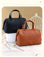 Large PU Travel Cosmetic Bag – Waterproof Toiletry Organizer for Makeup