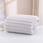 Large Coral Fleece Bath Towel – Soft Absorbent Fabric for Home Bathroom