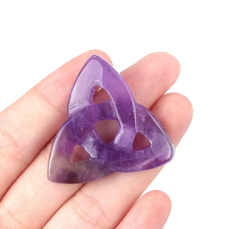 Celtic Knot Crystal Ornament – Amethyst Stone Decor for Reiki Healing