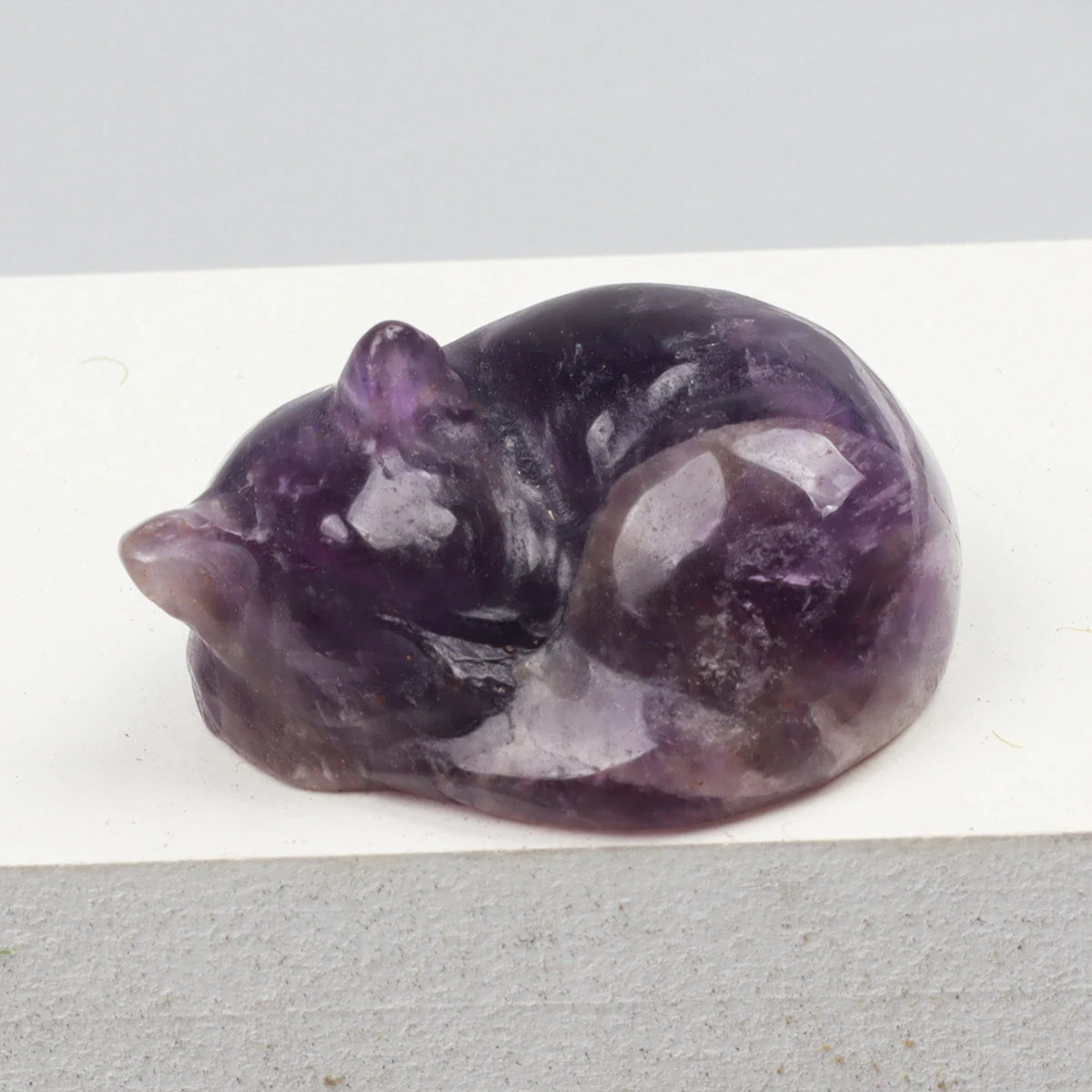 Carved Crystal Cat Figurine – Natural Stone Animal Statue for Home Decor