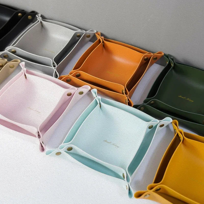 Folding Leather Storage Tray – Nordic Desktop Organizer for Jewelry and Keys