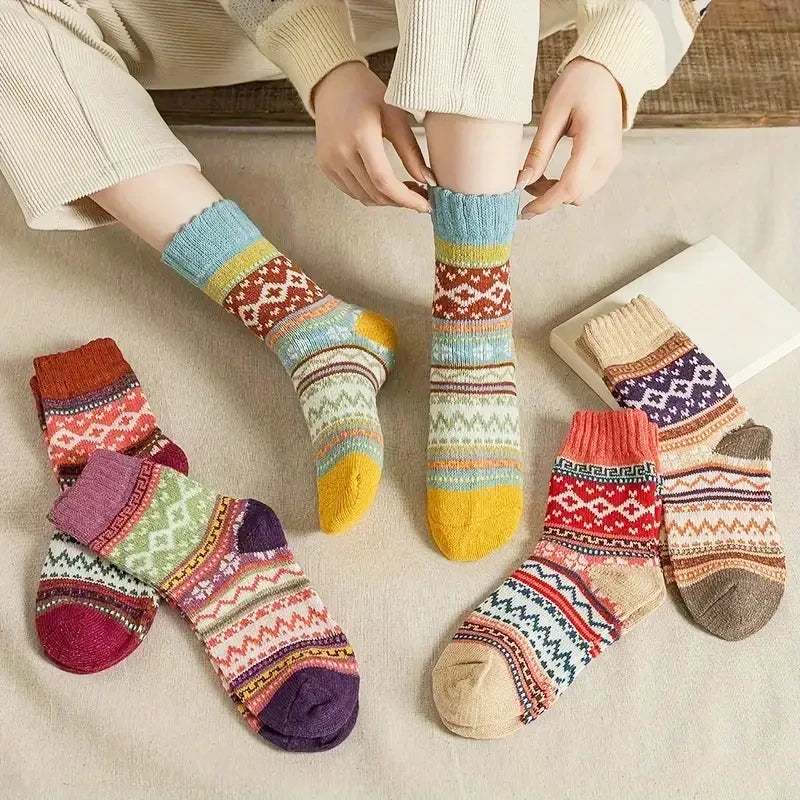 Thickened Retro Ethnic Socks – Warm Soft Cotton Crew Socks for Autumn Winter