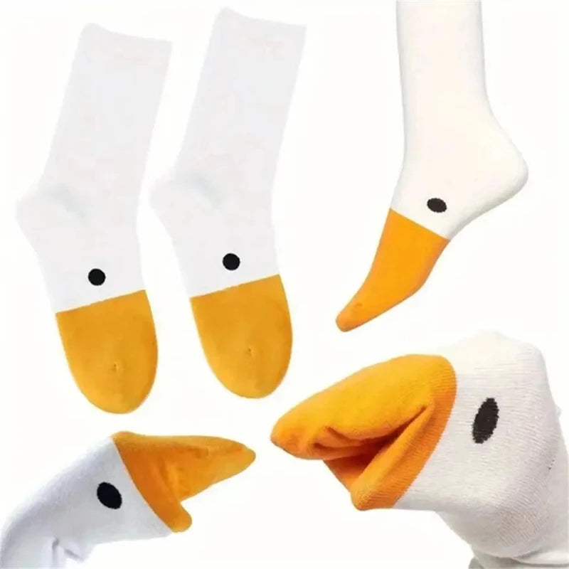 Cartoon Goose Cotton Mid-Tube Socks – Funny Animal Print Winter Casual Wear