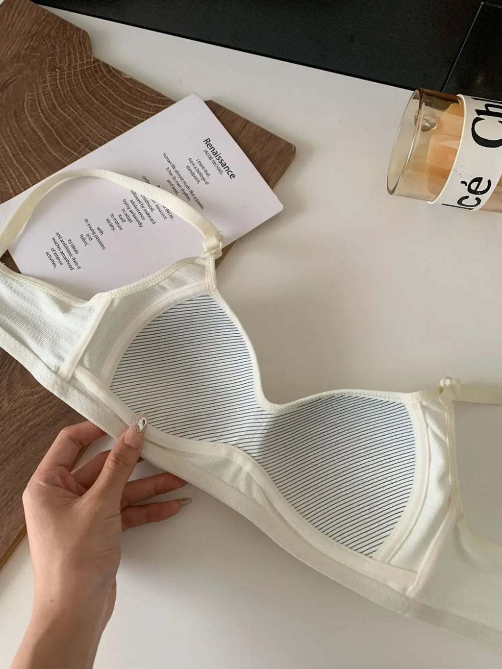 Seamless Cotton Wireless Bra – Breathable Gathered Underwear for Daily Comfort