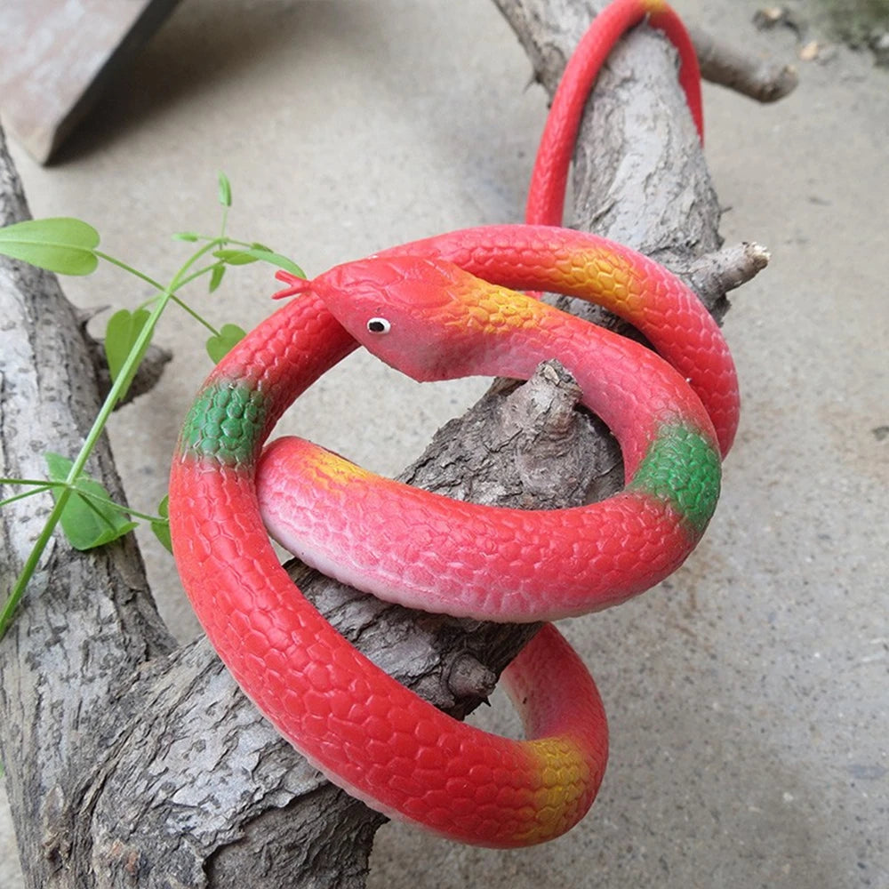 Soft Rubber Simulation Snake – 68cm Realistic Toy for Halloween Pranks