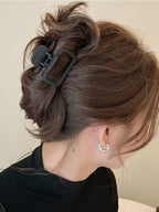 Square Hair Claw Clips – Lightweight Matte Barrettes for Elegant Styling