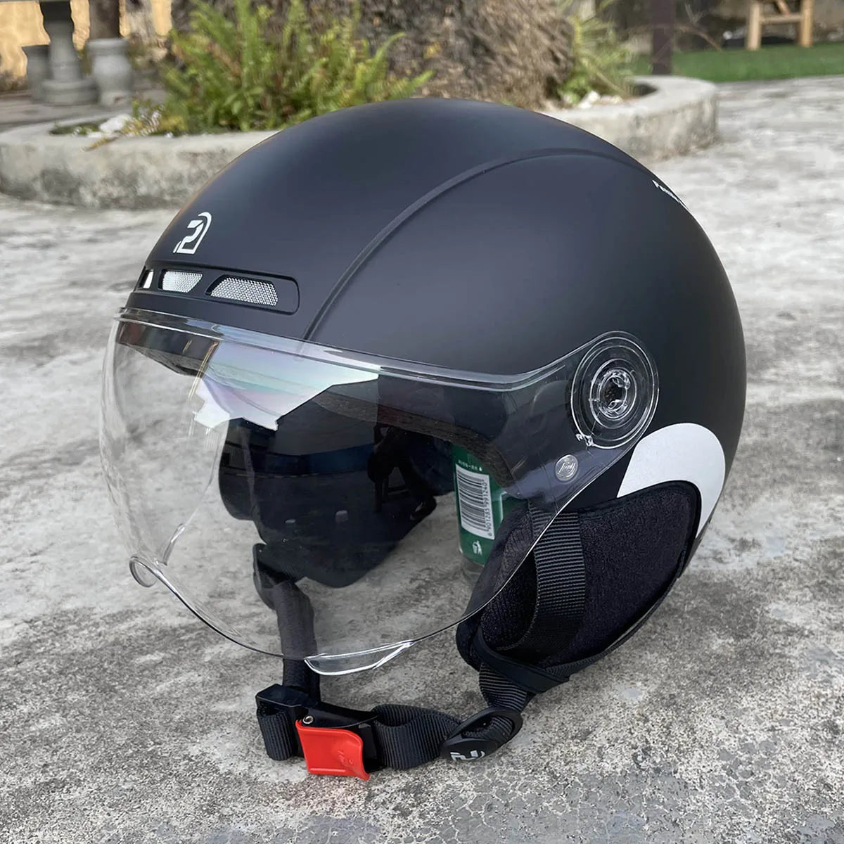 Cycling Helmet with Goggles – Protective MTB Gear for Adults
