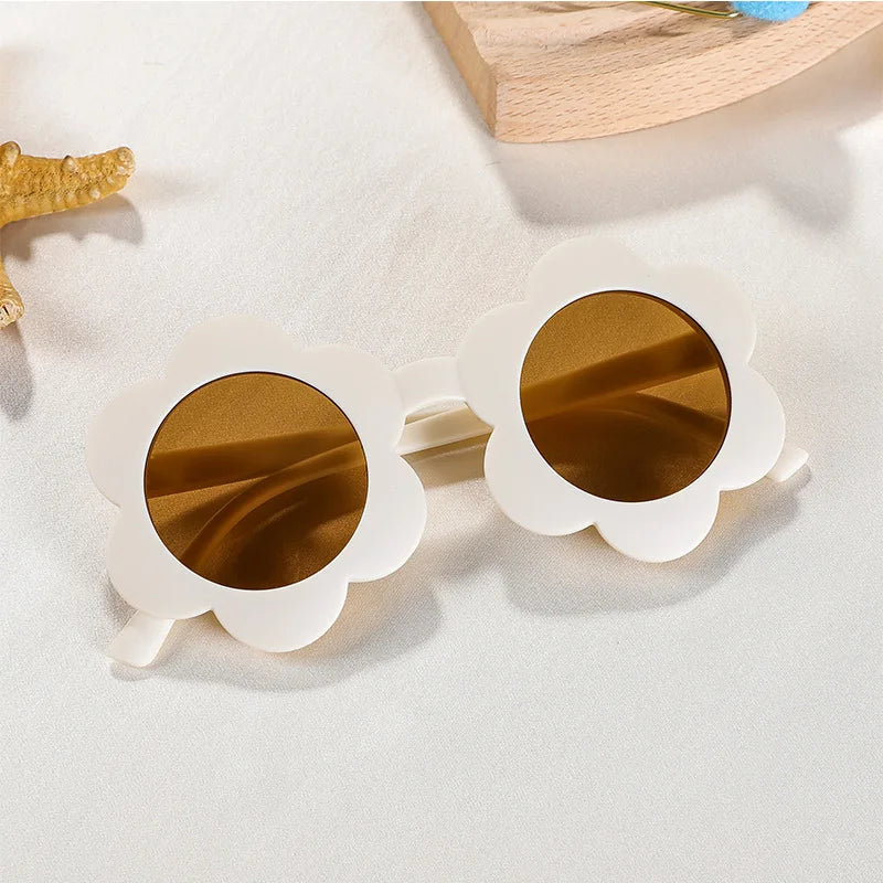 Cute Sunflower Kids Sunglasses – UV400 Round Eyewear for Toddlers and Children
