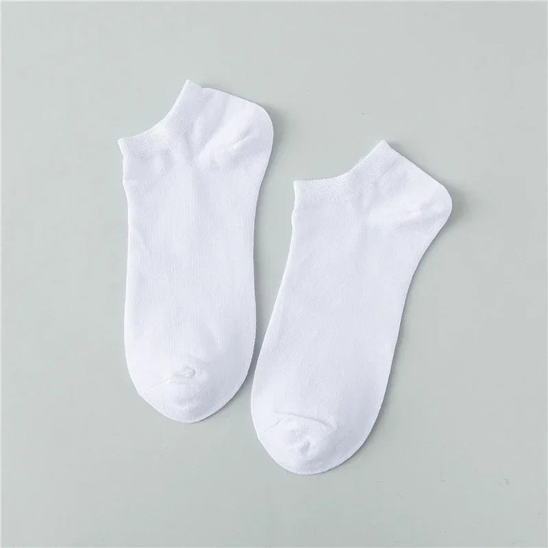 Breathable Cotton Ankle Socks – Solid Color Athletic Wear for Women