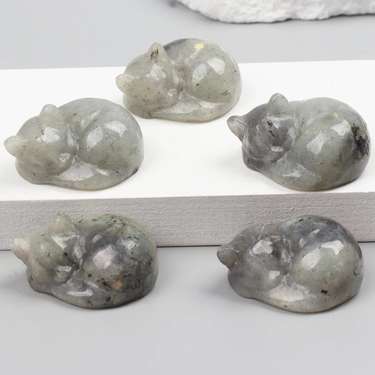 Carved Crystal Cat Figurine – Natural Stone Animal Statue for Home Decor