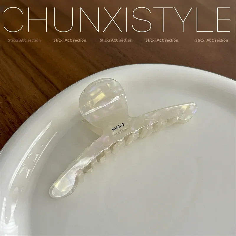Elegant Shark Hair Claw – Large Vintage Metal Hairpin for Women