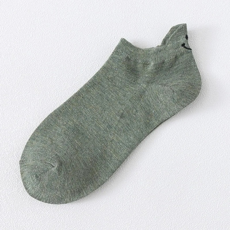 Embroidered Smiley Face Ankle Socks – Breathable Cotton for Casual Comfort