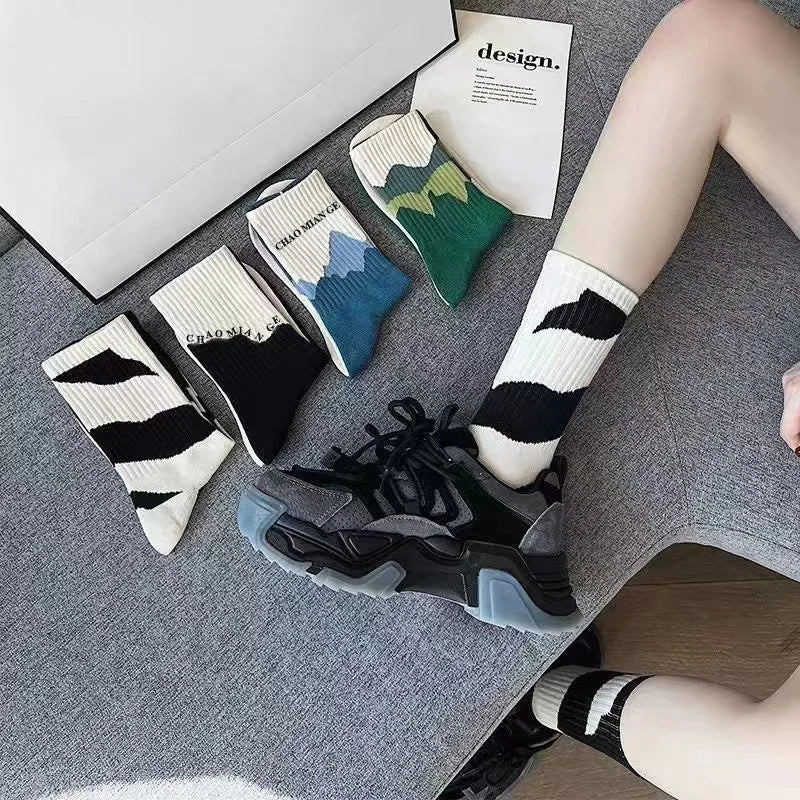 Cotton Mid-calf Socks – Solid Colour Daily Wear for Men