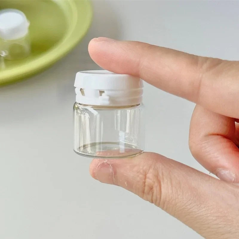 Refillable Glass Cosmetic Jars – Mini Travel Containers for Skincare Storage