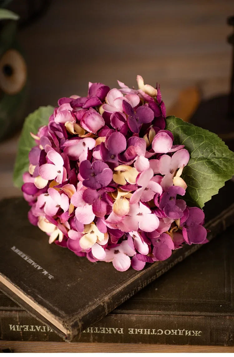 Artificial Silk Hydrangea – Realistic Flower Stem for Wedding Decor